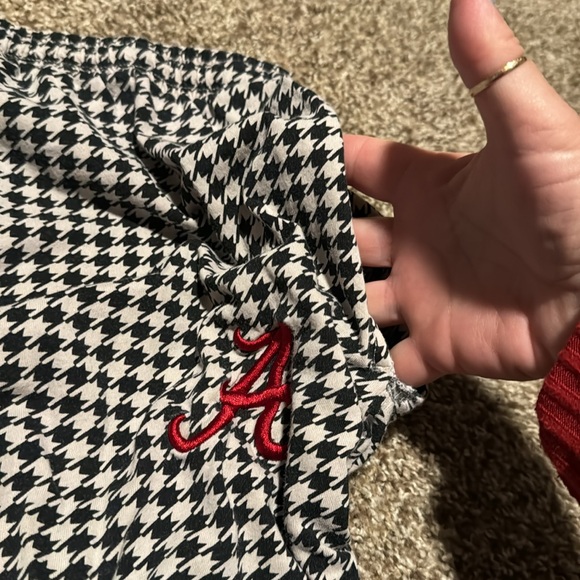 University of Alabama houndstooth lounge pants (L) by Concepts - Picture 3 of 11